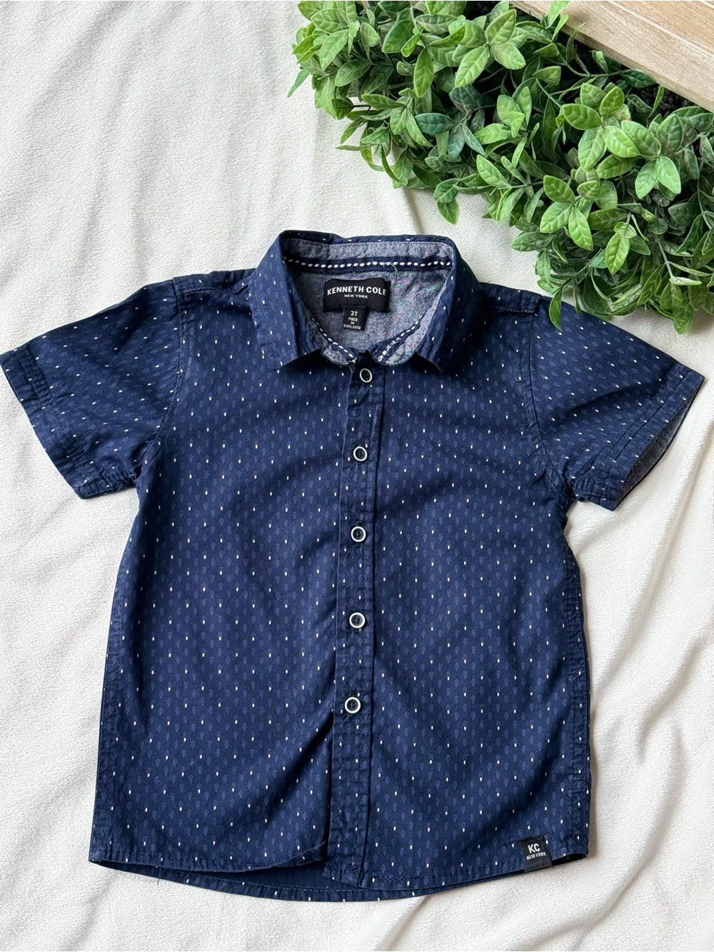 Kenneth Cole Navy Short-Sleeve Button-Down with Subtle Dot Detail